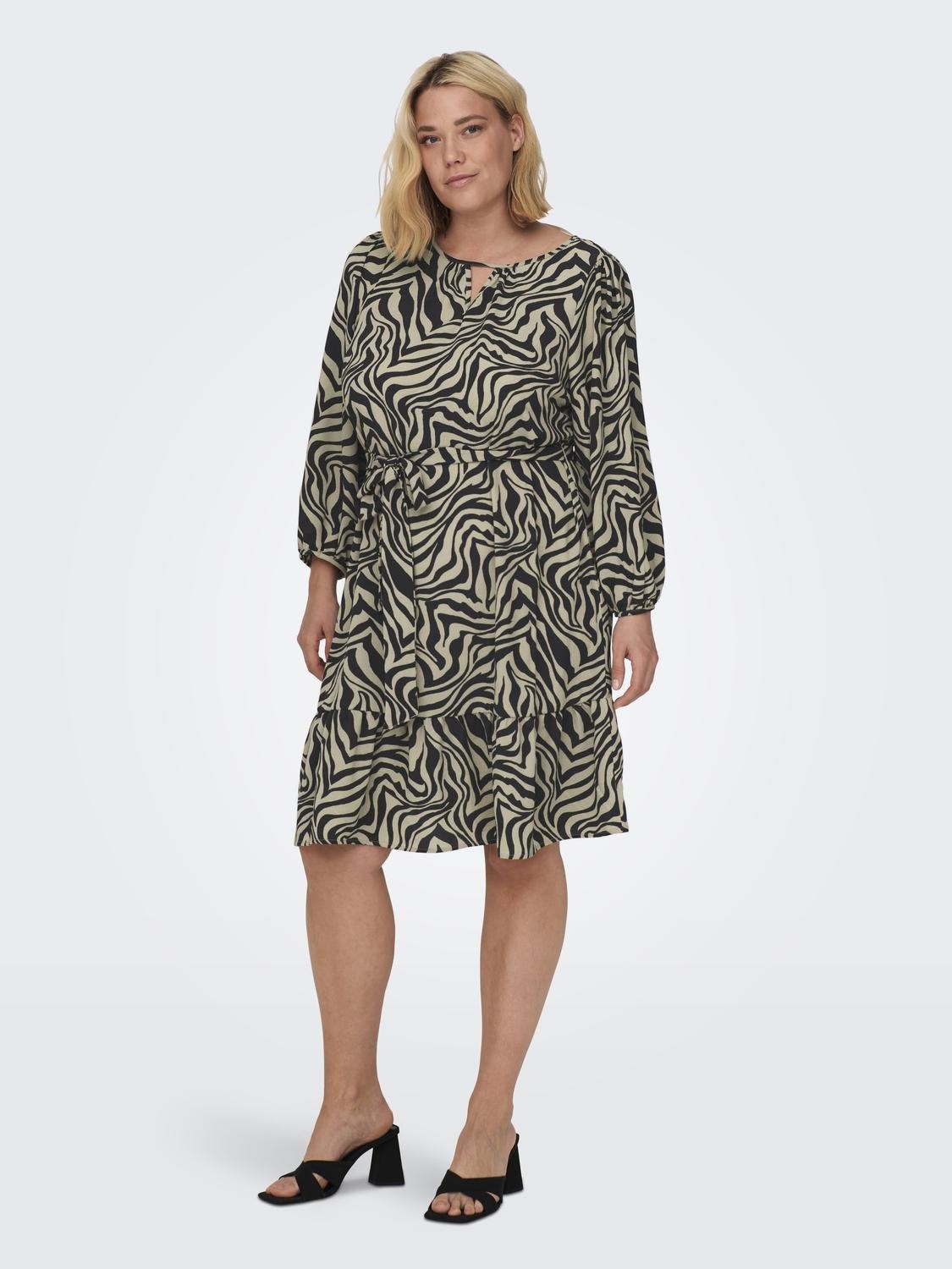 CARNOVA Kurzes Kleid Trench Coat