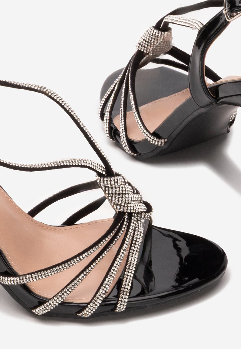 Sandales élégantes à talon noires Madea