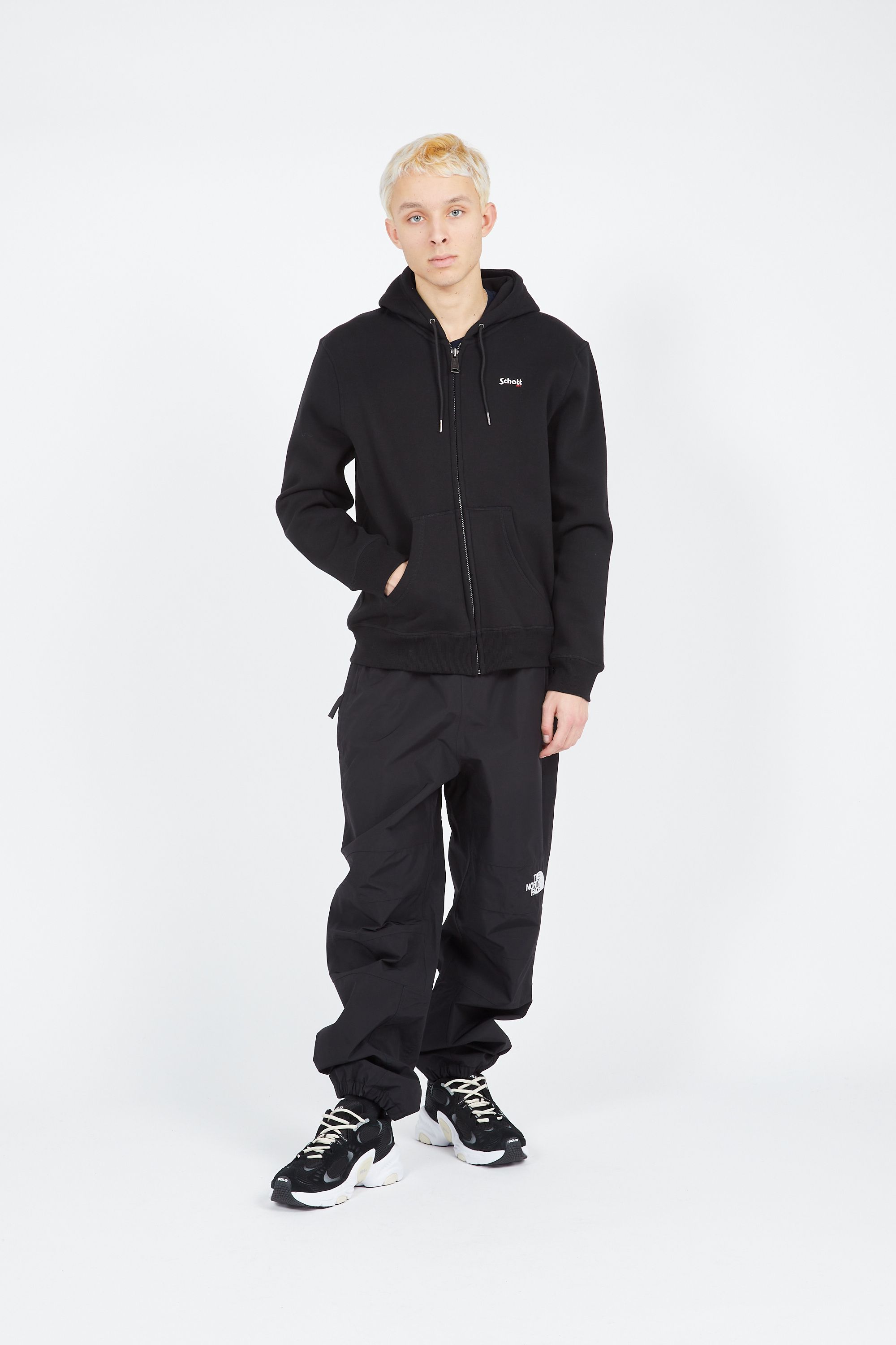SCHOTT Hoodie zippé SWEATSHIRT A CAPUCHE ZIPPE AVEC BRODERIE SCHOTT Noir