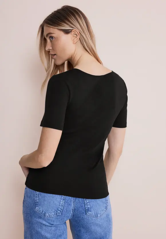 Shirt mit Herz-Ausschnitt - Black