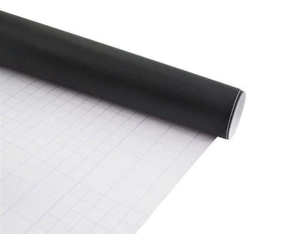 Selvklebende krittplakat + fargestifter, praktisk gjenbrukbar