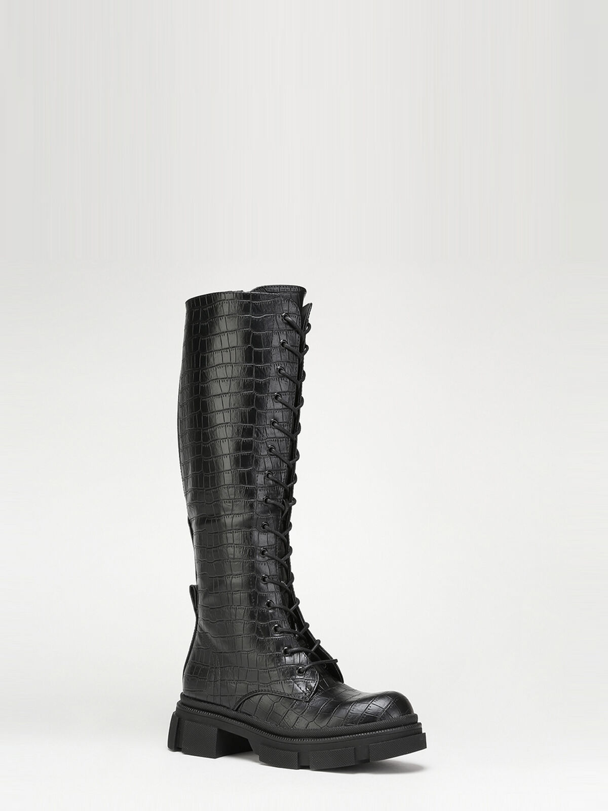 Bottes texturées à lacets et semelle crantée- Noir vernis