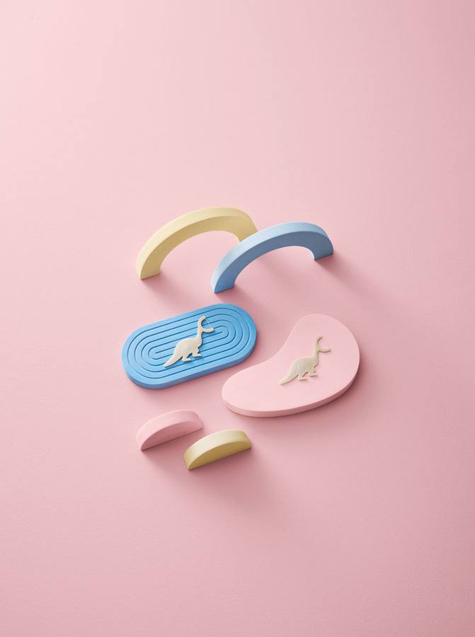 The Humble Co Dental Floss Picks Kids Strawberry 30pcs