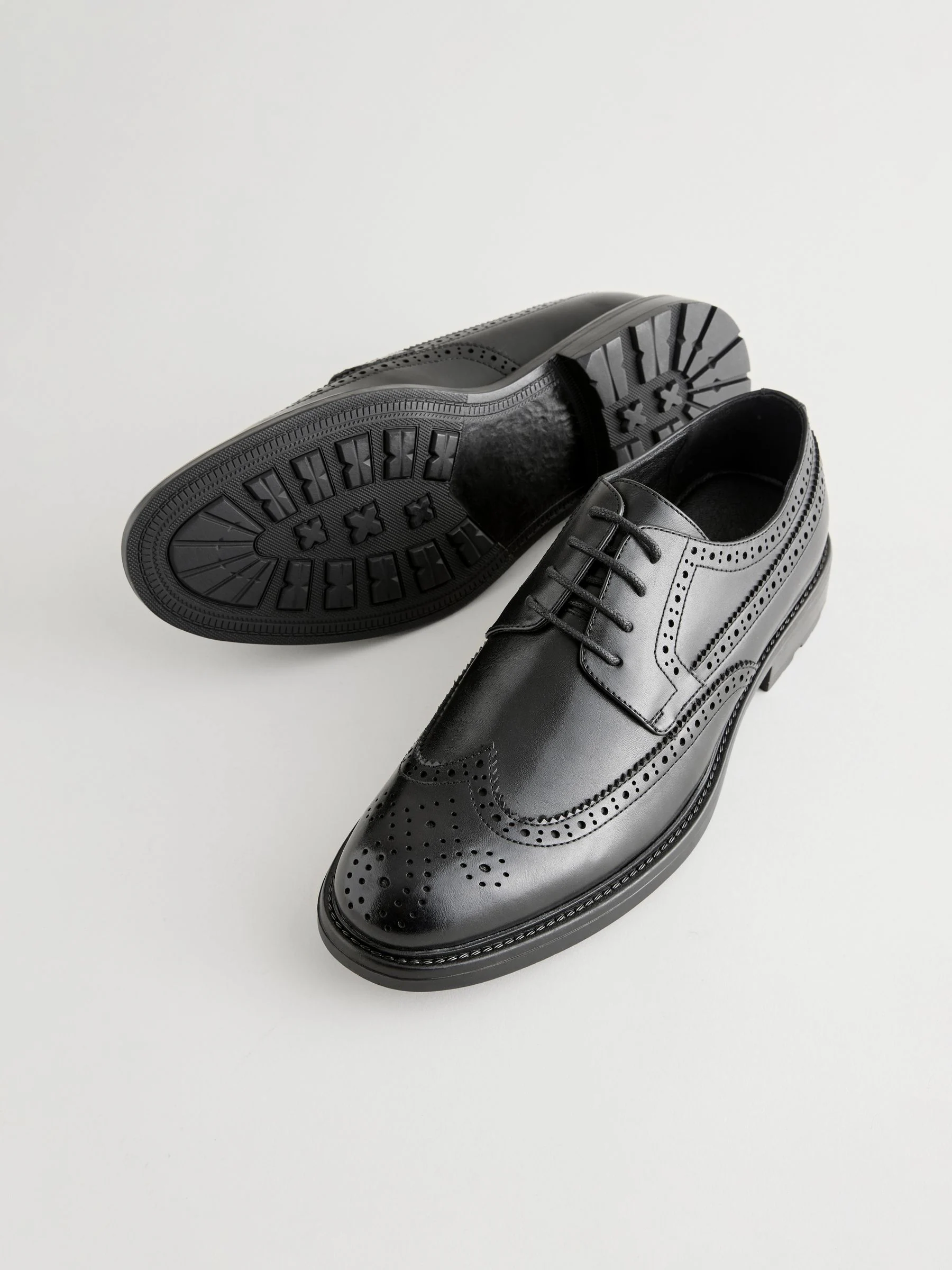 Zwart - Brogueschoenen