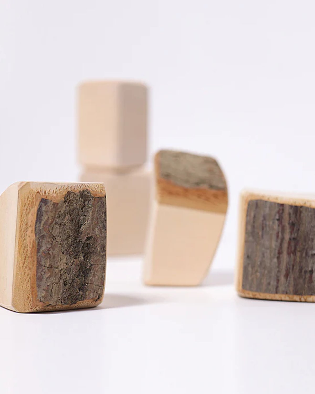 Treklosser med bark, Store 15stk – Barn 0år+ | Natural Blocks