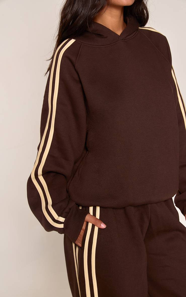 Chocolat Jogging À Jambes Baril Avec Bandes Latérales Contrastées