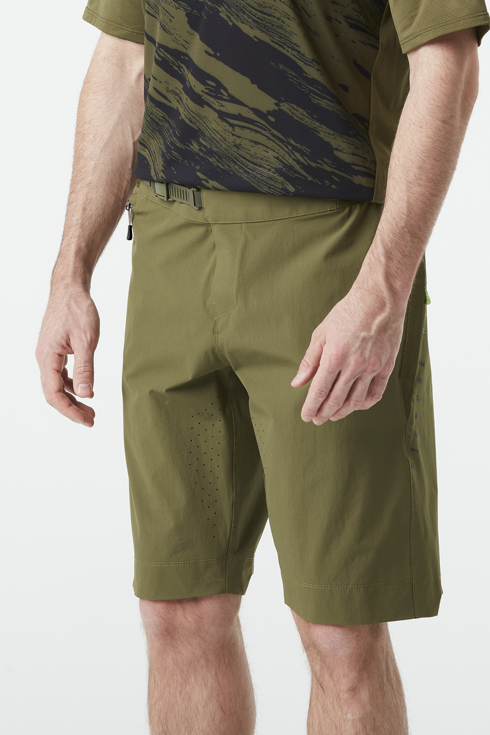 Vellir Stretch Shorts