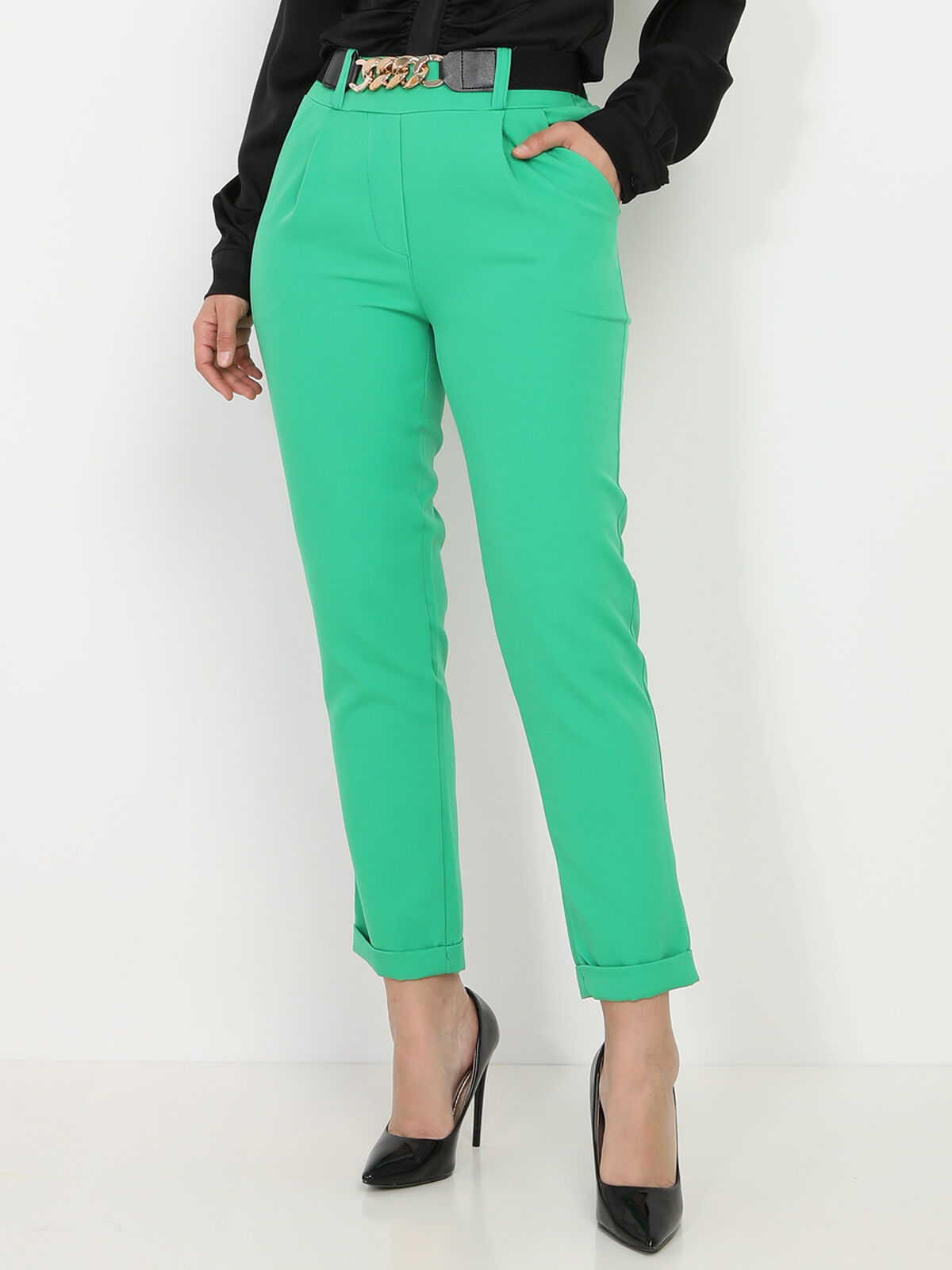 Pantalon droit avec ceinture à maillons- Vert
