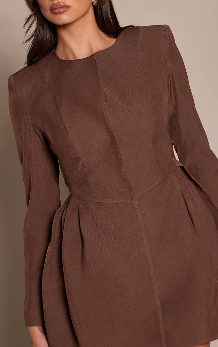 Chocolat Robe Blazer Structurée Premium Tissée Avec Détail Plissé Aux Hanches
