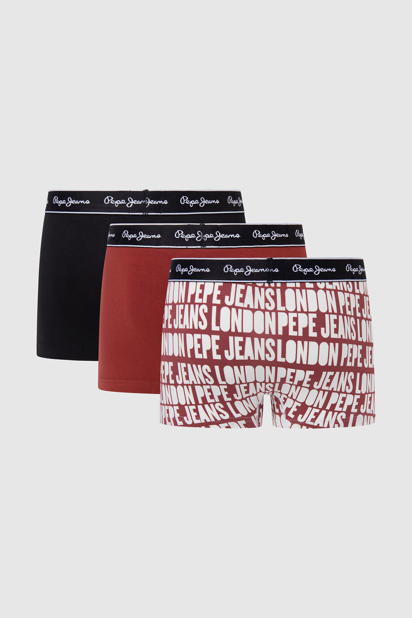Pacote com 3 cuecas boxer com estampa de logotipo.