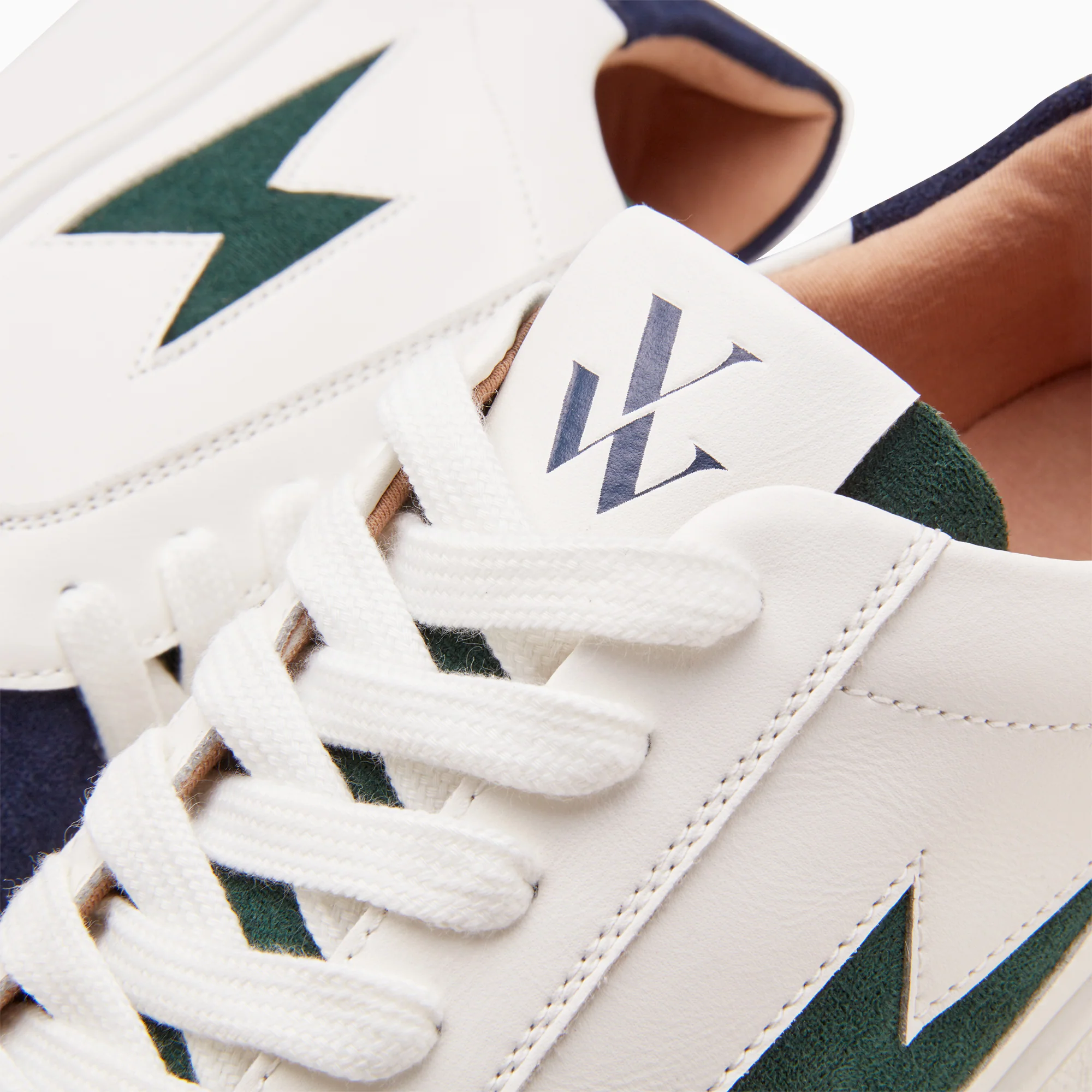 Sneakers-Baskets éclair Tiff bleu marine et vert à lacets