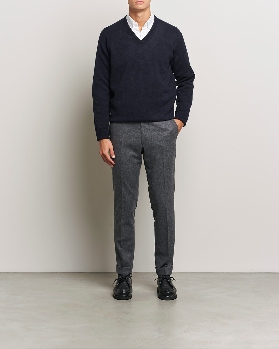 William Lockie Rob Lambswool V-Neck Navy