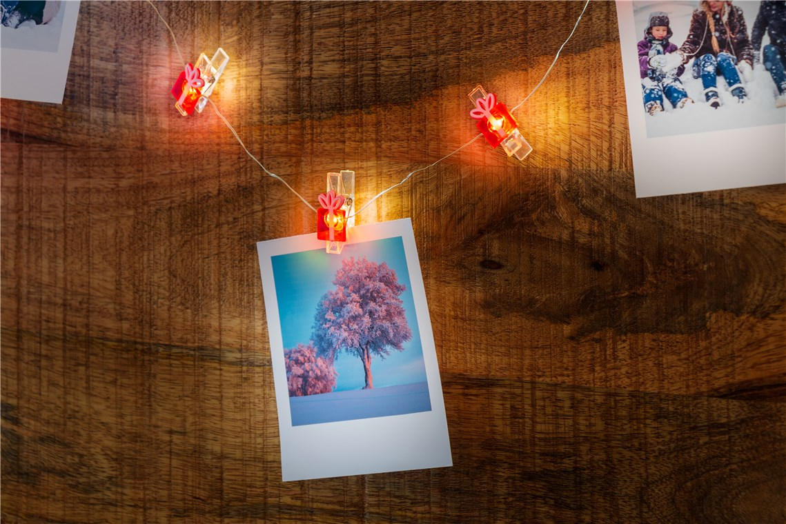 (1.4m) 10 LED's Deko Lichterkette Foto Clip Beleuchtung mit Klammern (Batteriebetrieben) - Warmweiss