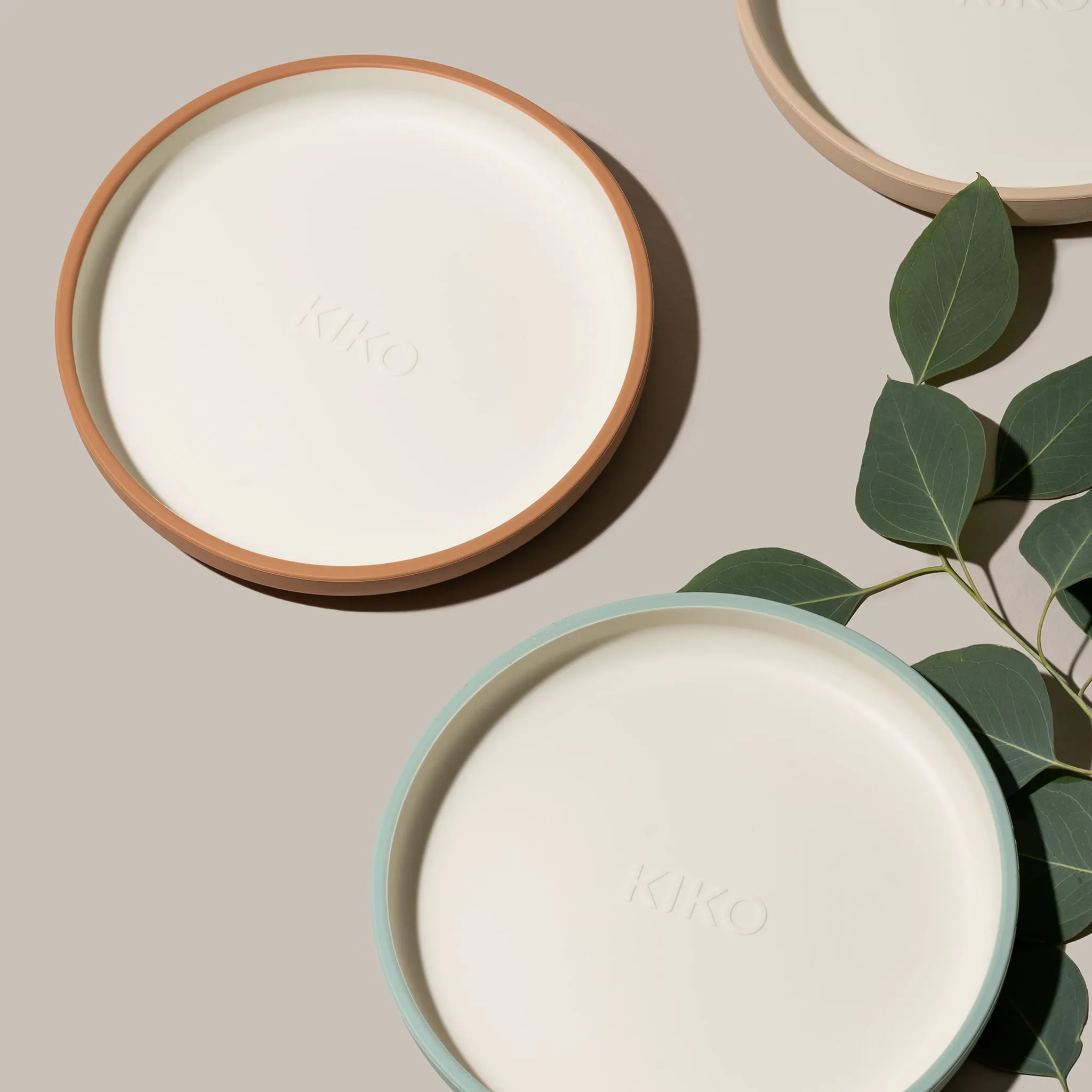 Kiko The Label Assiette à Ventouse en Silicone - Sauge