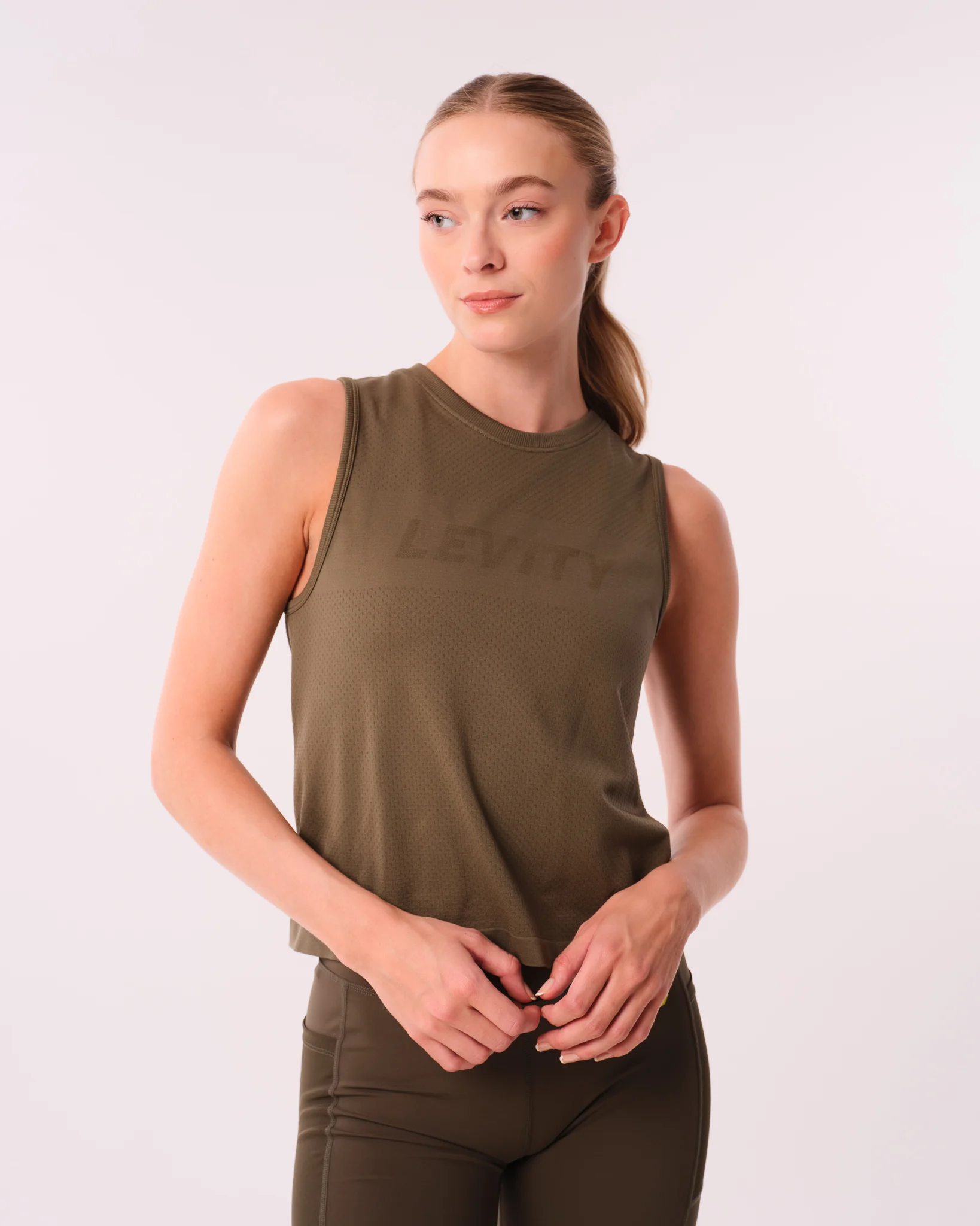 LEVITY Breeze Seamless Tank Dusty Green