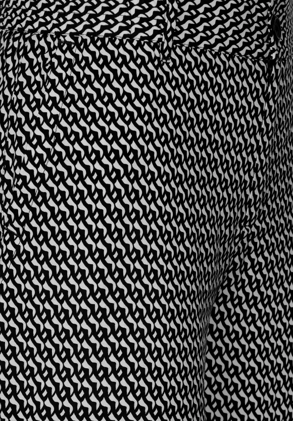 Loose Fit Hose - Black