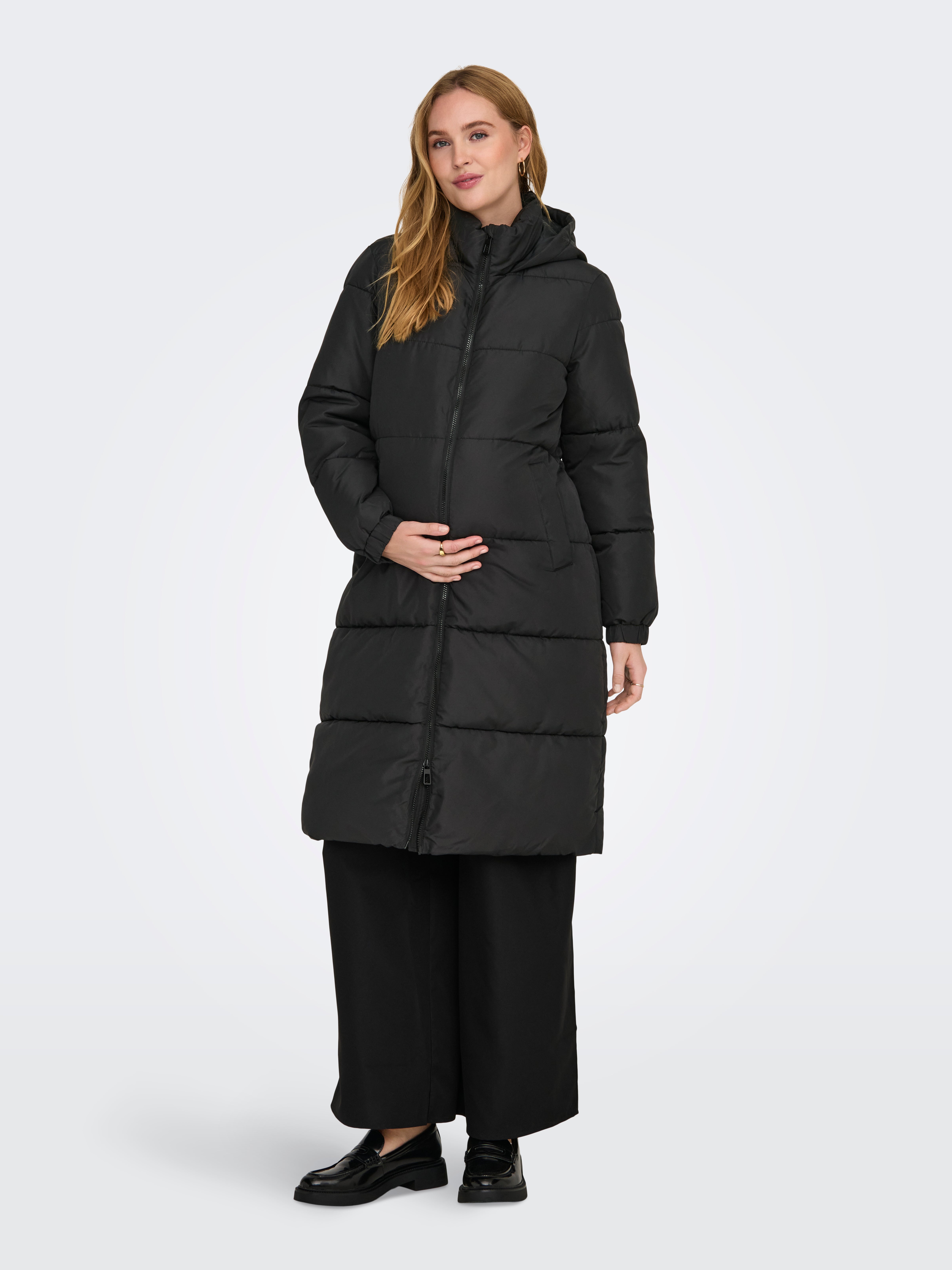 OLMTRUDY Steppmantel Black
