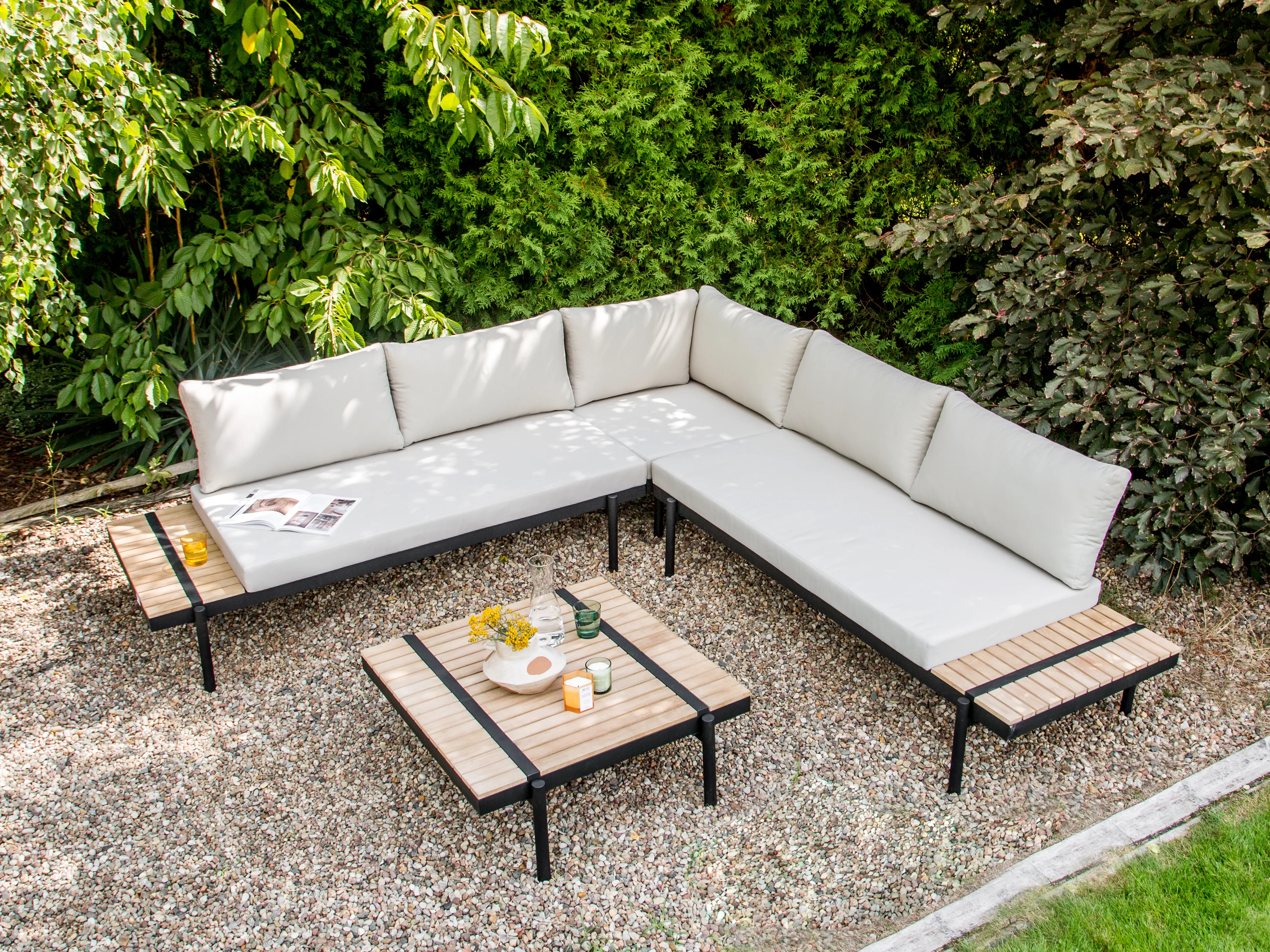 Tuin hoekloungeset met tafel 5-zits BELLARIVA Eucalyptushout Gebroken wit