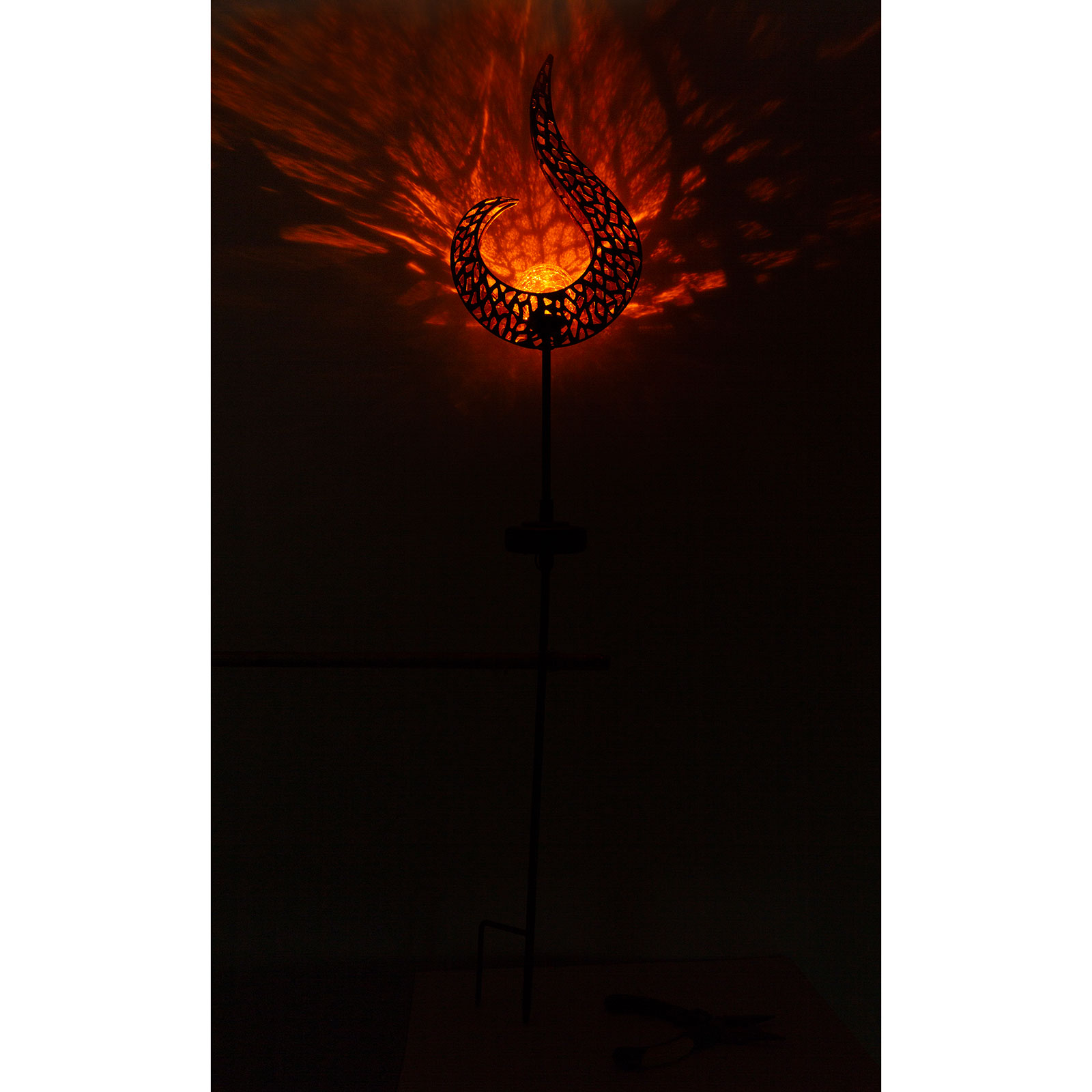 Solar-LED-Erdspieß - schwarz-gold - 90 cm hoch
