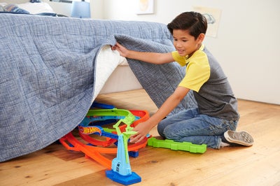Hot Wheels Loop Cyclone Challenge Racerbane
