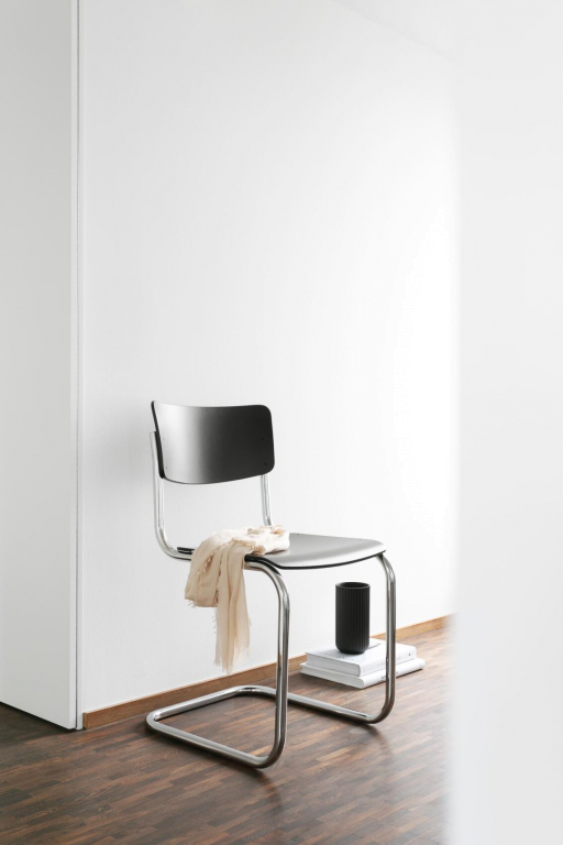 Thonet S43 eetkamerstoel zwart gebeitst beuken, chroom onderstel