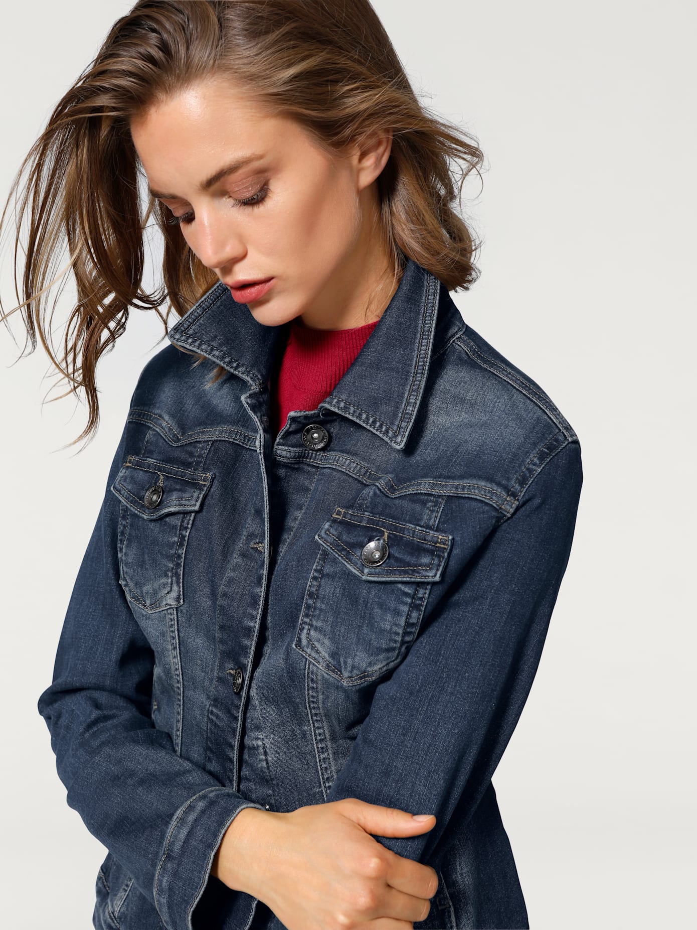 Veste en jean effet délavé et usé
