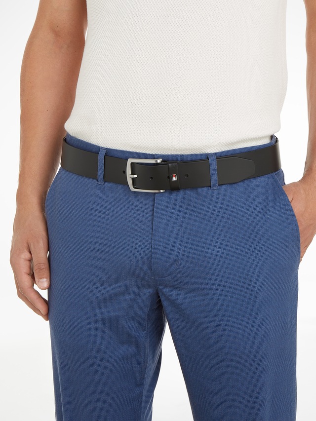 Tommy Hilfiger Ledergürtel »New Denton 4 cm breit« NEW DENTON BELT mit Flag-Logoschlaufe