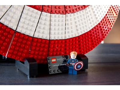 LEGO Het schild van Captain America (76262)
