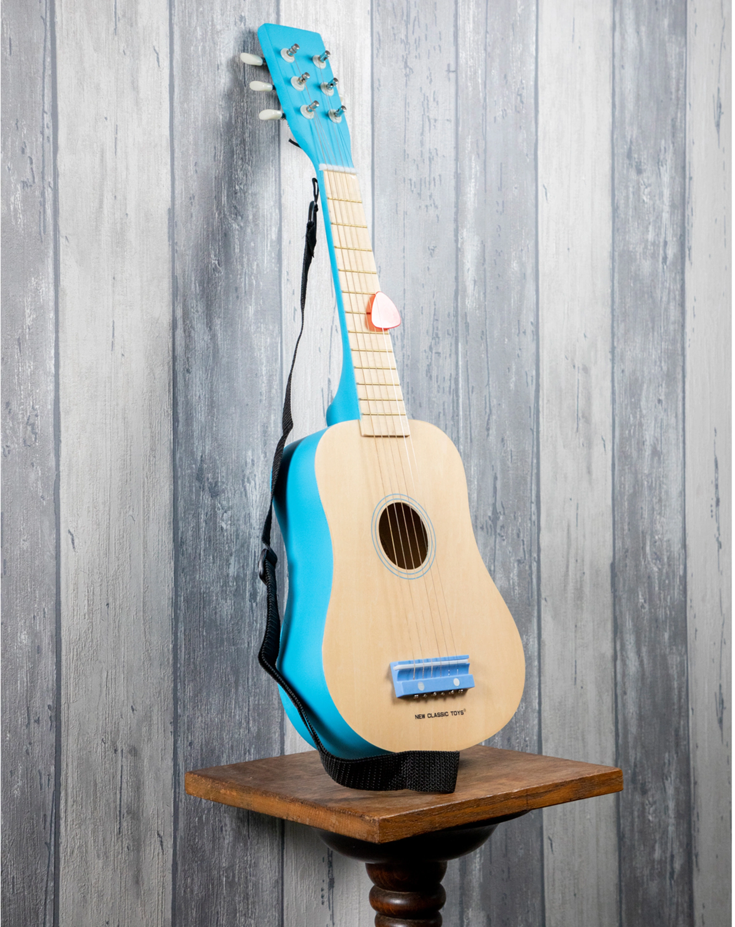 Gitarre in natur/blau