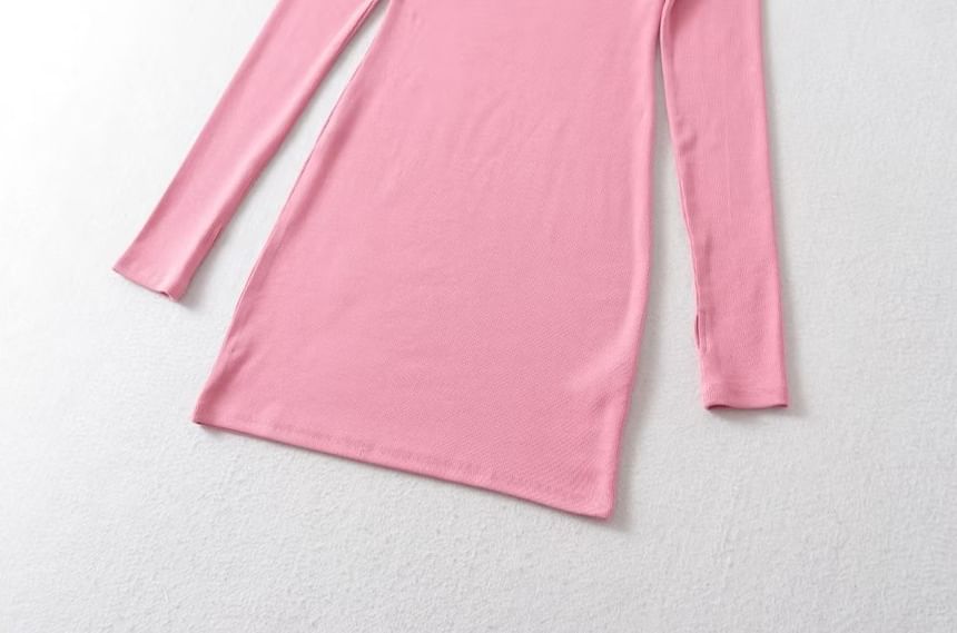 Osion - Mini-jurk met lange mouwen en een geplooide hals