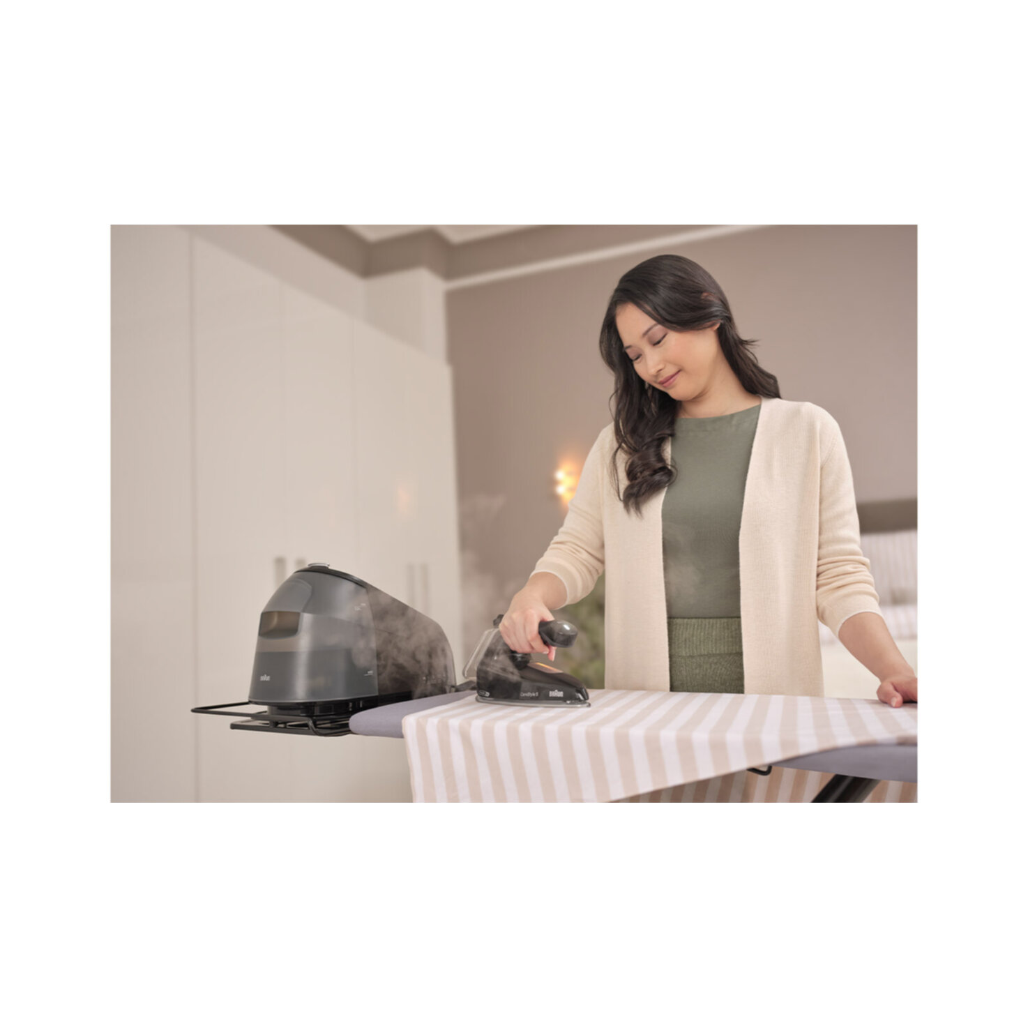 Braun Druckdampf-Bügelstation CareStyle 5 / IS5249BK