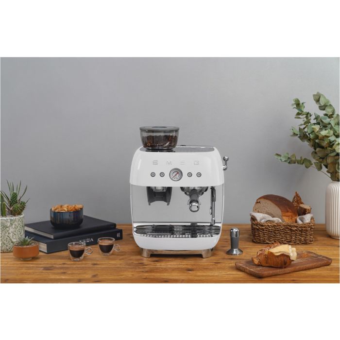 SMEG Espressomaschine mit Mahlwerk 50's Style EGF03WHEU Weiß