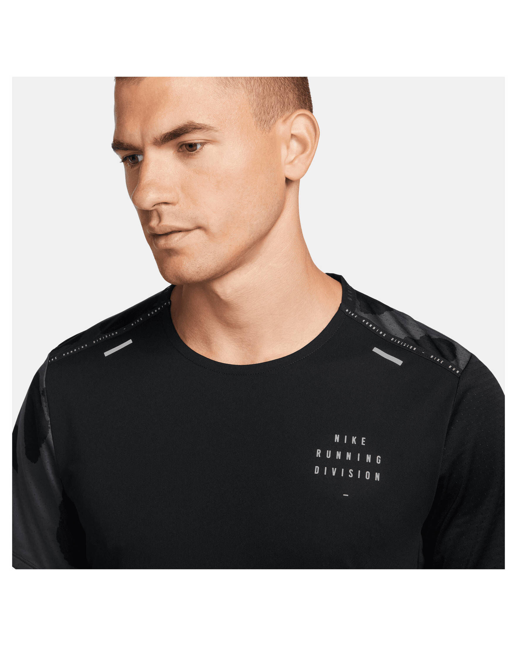 Nike| Herren Laufshirt RUN DIVISION RISE 365