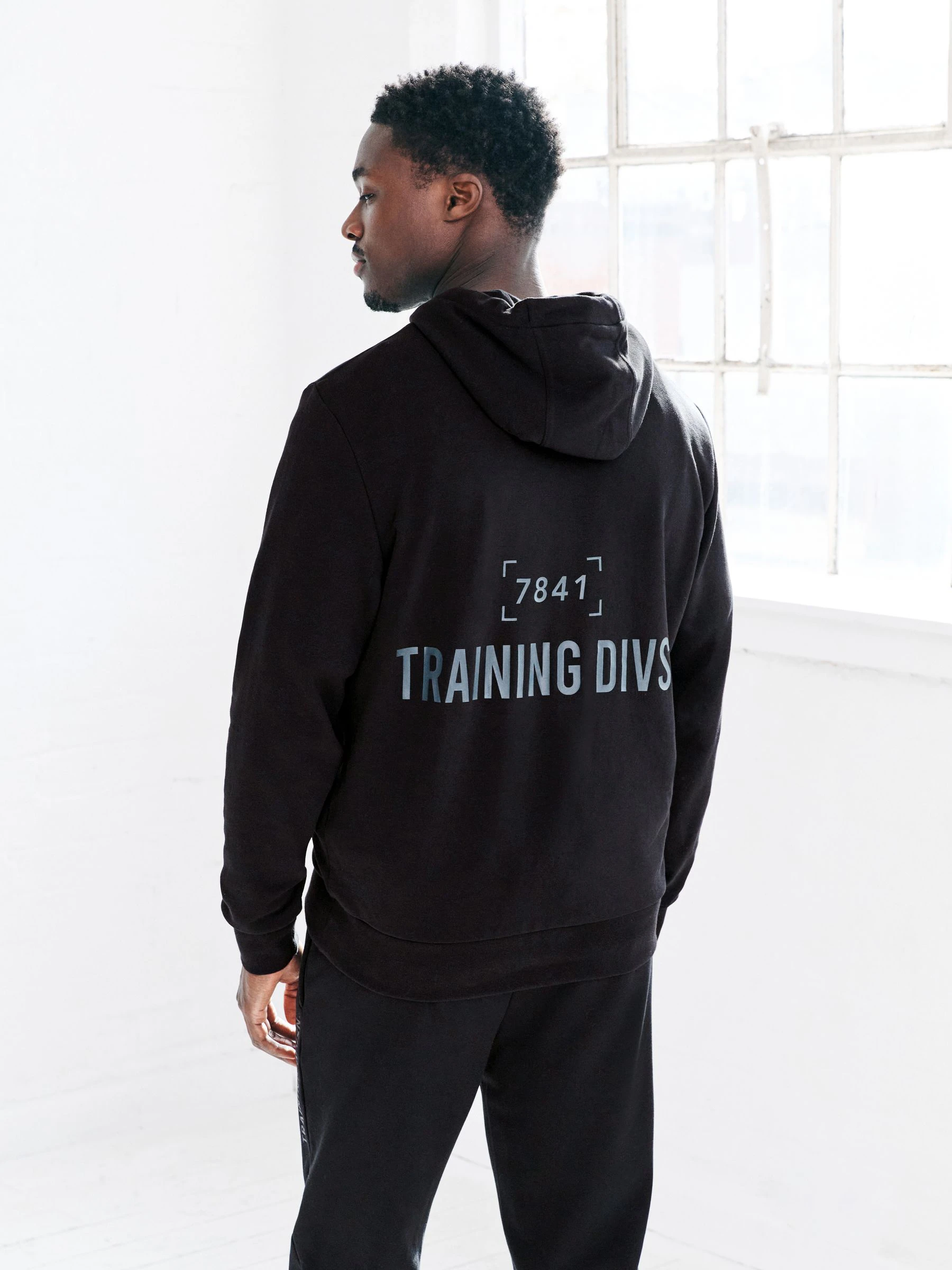Zwart - Active Training Division Hoodie