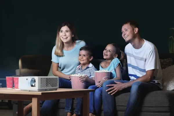 Optoma GT2000HDR - DLP-projektor - laser - 3D - 3500 lumen - Full HD (1920 x 1080) - 16:9 - 1080p - kort kast fikseret objektiv - hvid