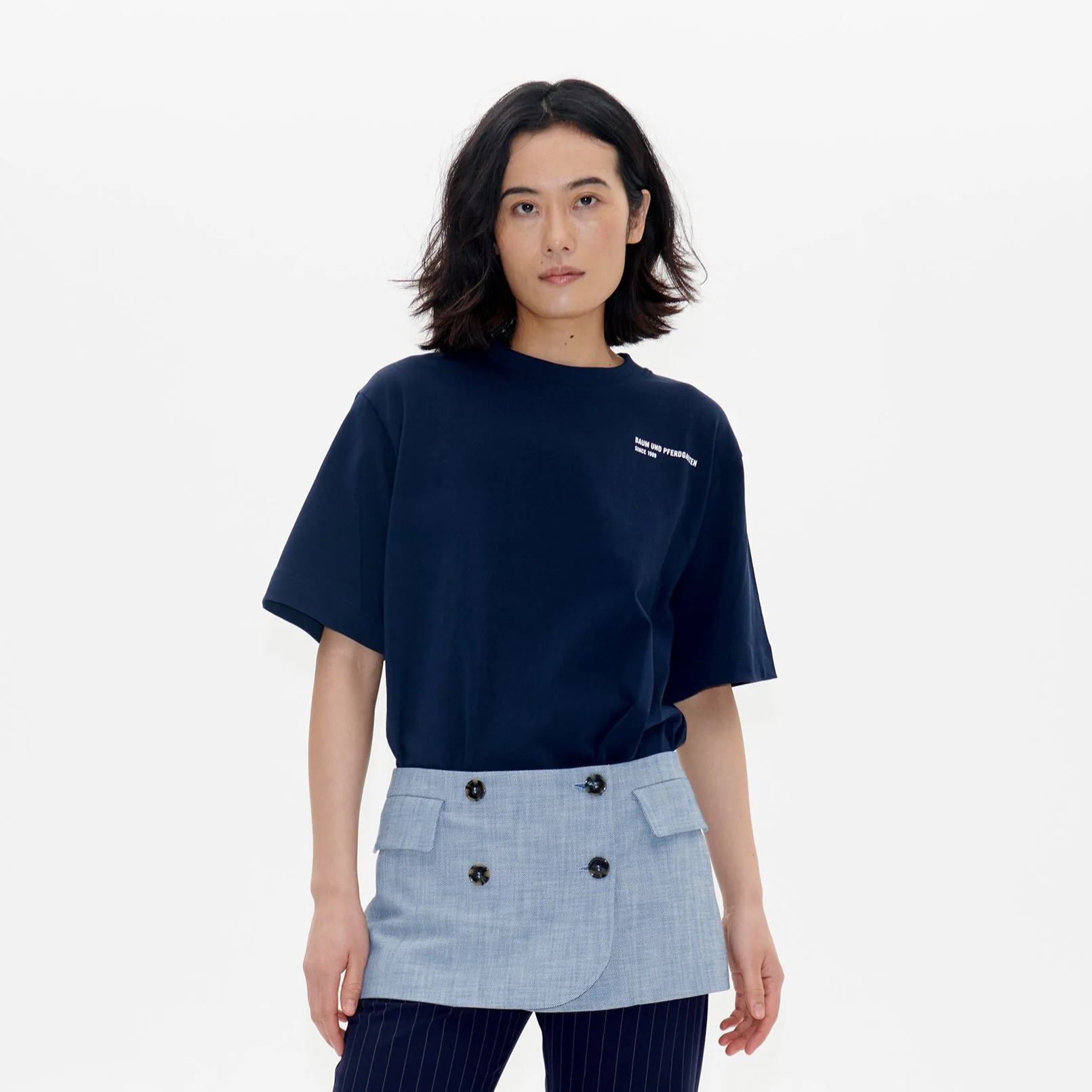 Baum und Pferdgarten  Janina t-shirt - Baritone Baum Factory