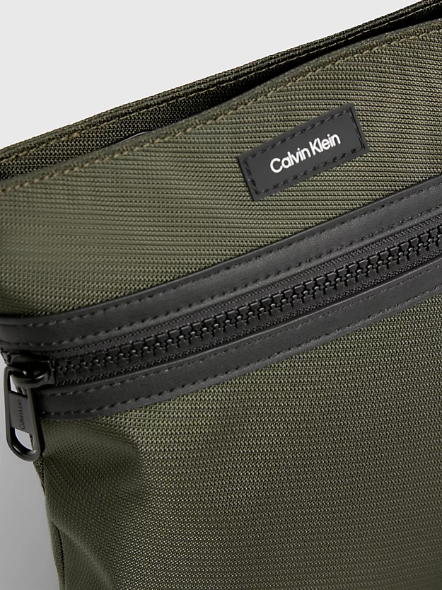 Bolsa de ombro plana