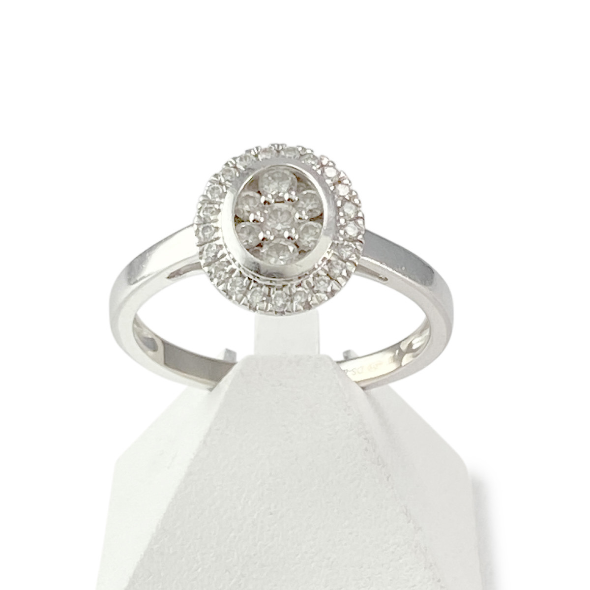 Bague d'occasion or 750 blanc diamants synthétiques