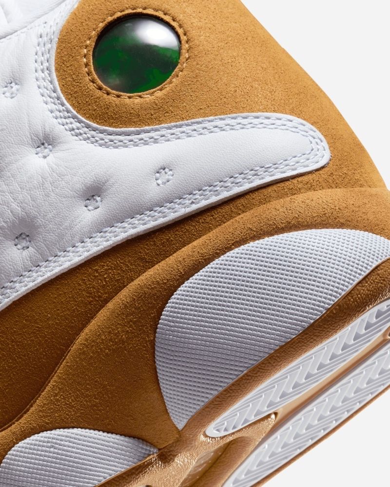 Chaussures Nike Air Jordan 13 Retro Blanc & Beige pour homme