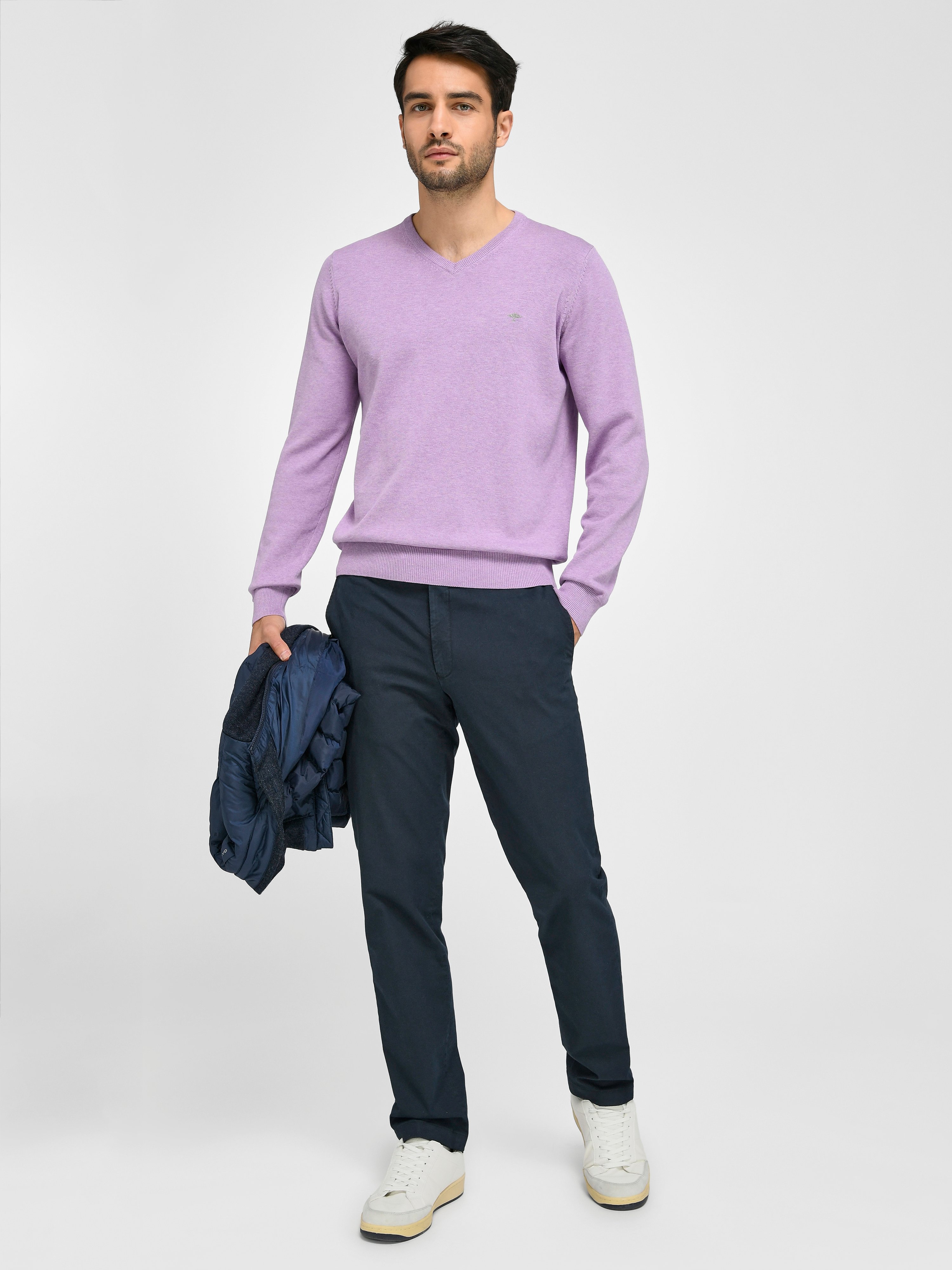 V-Pullover