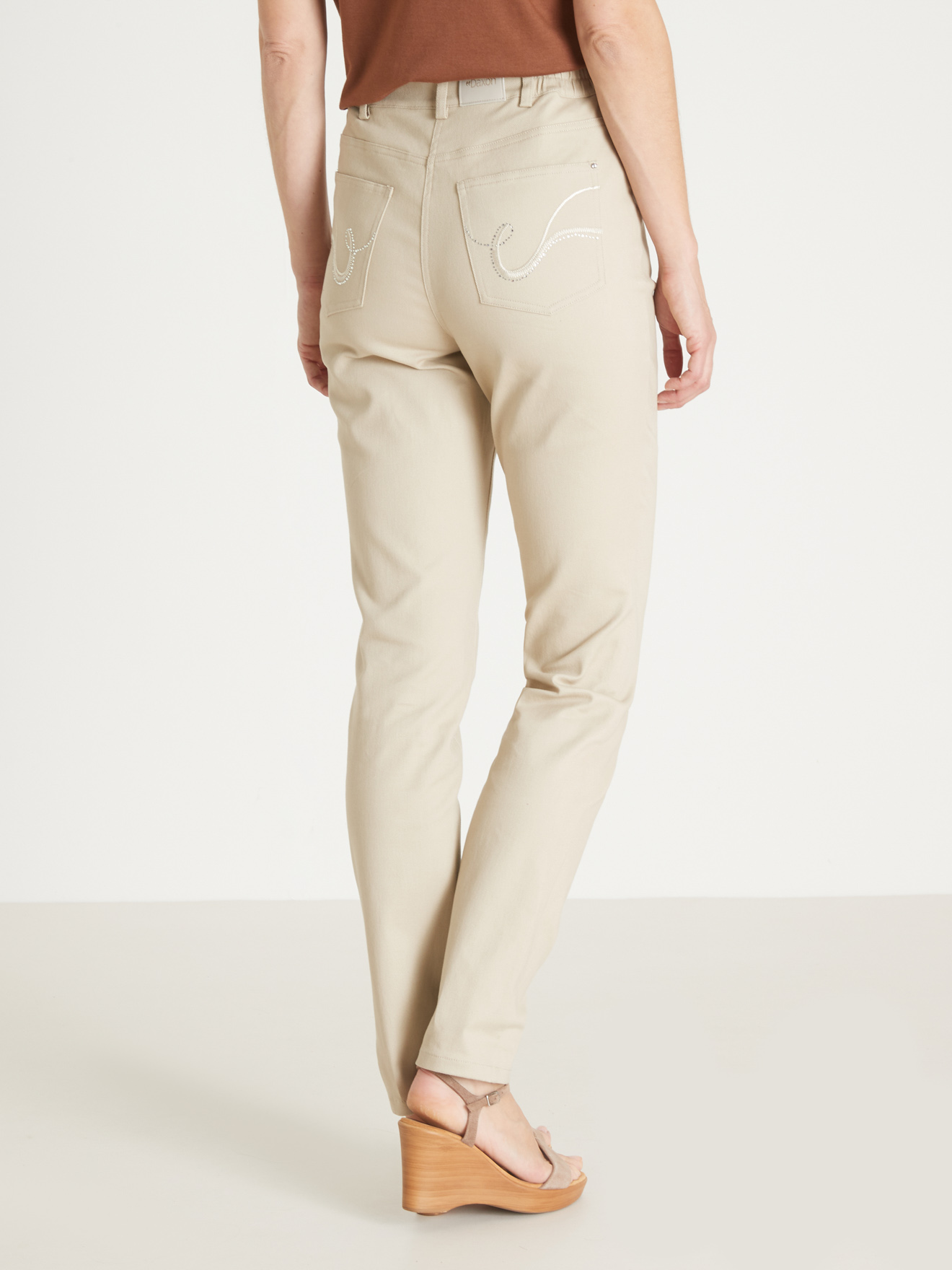 Pantalon 5 poches coupe droite