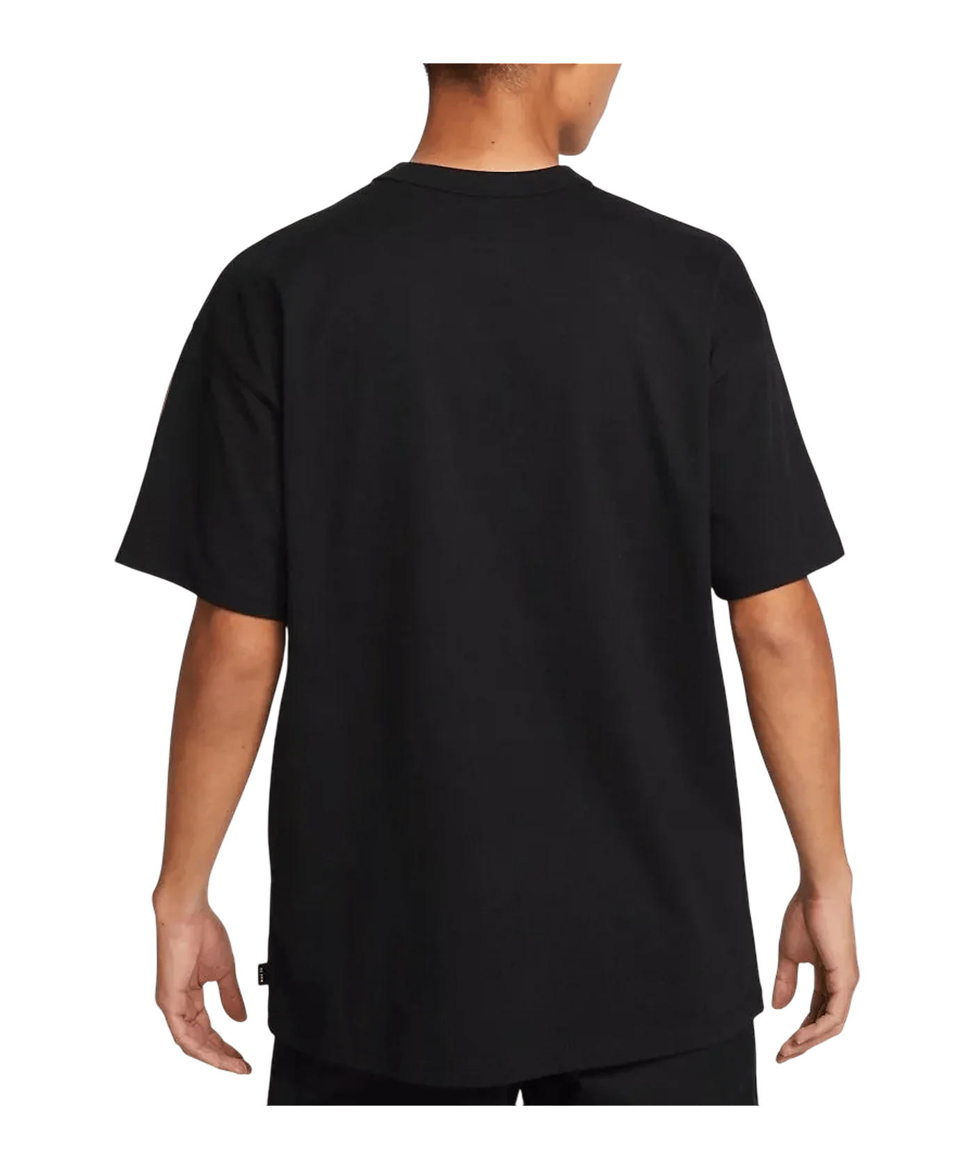 Nike Premium Essentials Pocket T-Shirt F010