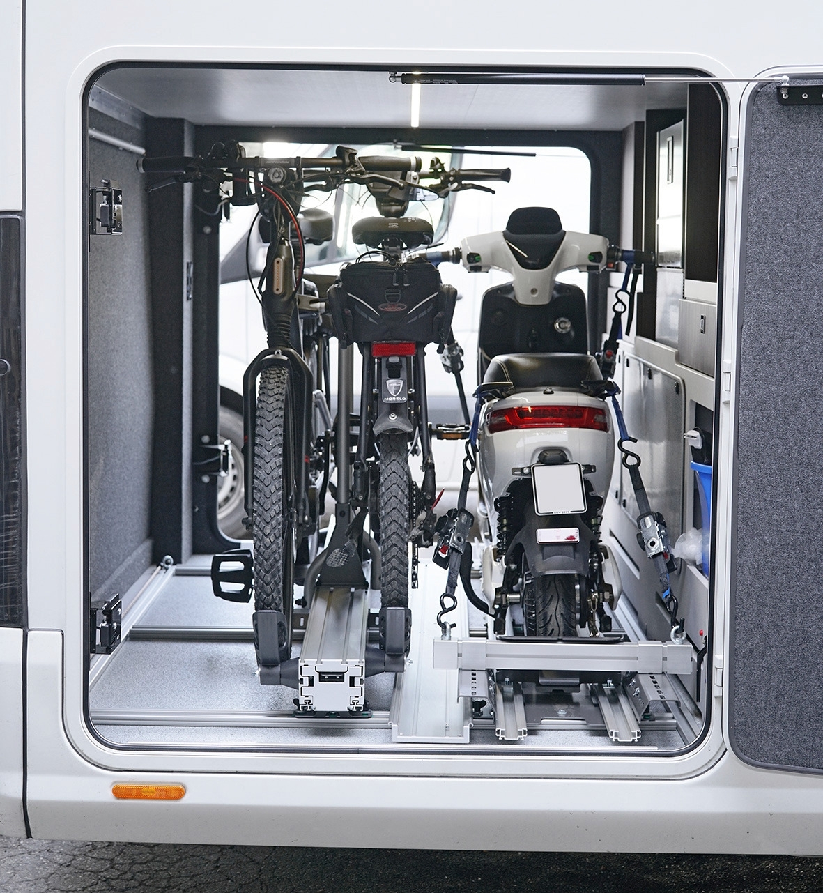 Weih-tec MotoMove 150 Heckgaragen-Rollerträger für 1 Fahrrad