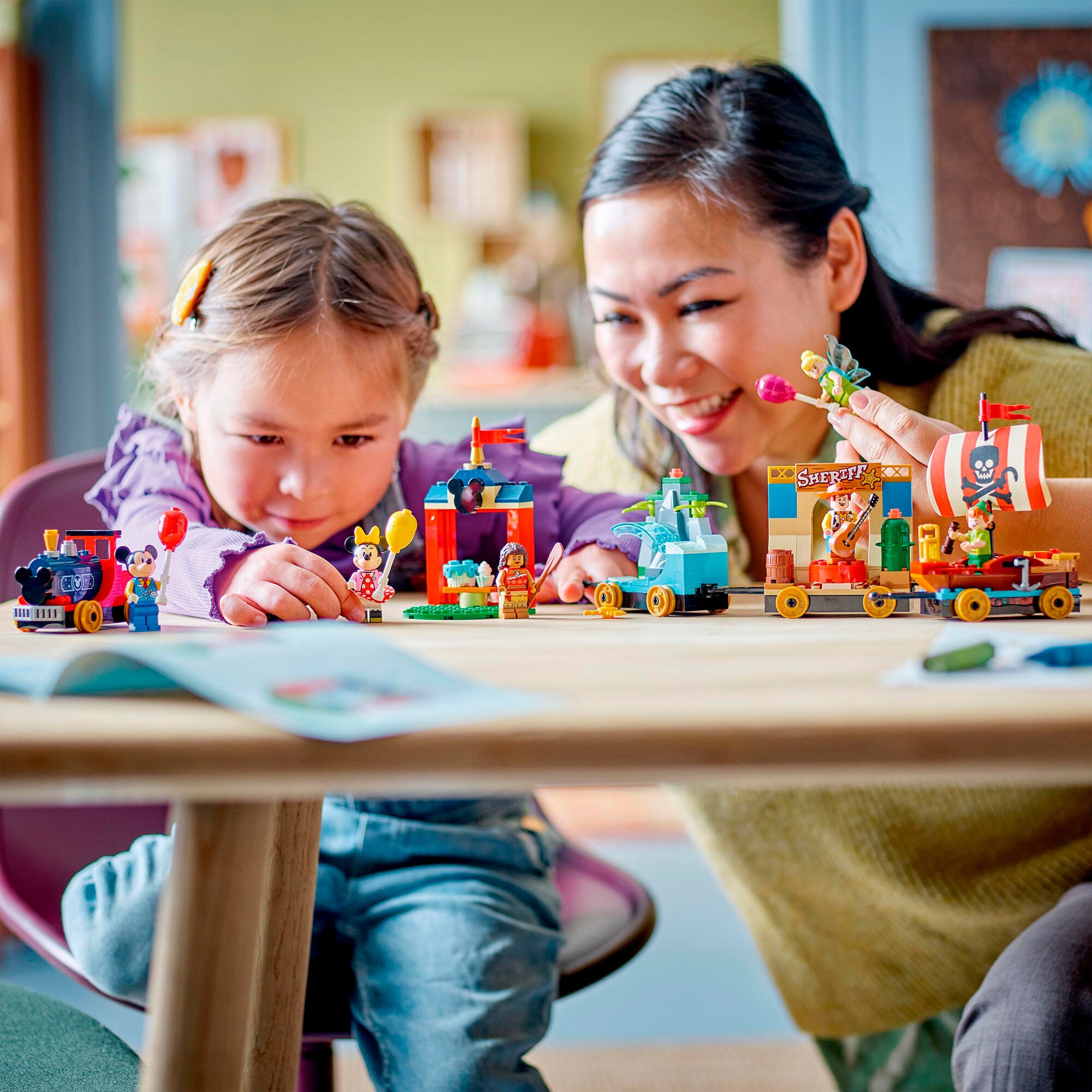 LEGO Konstruktionsspielzeug Disney Geburtstagszug