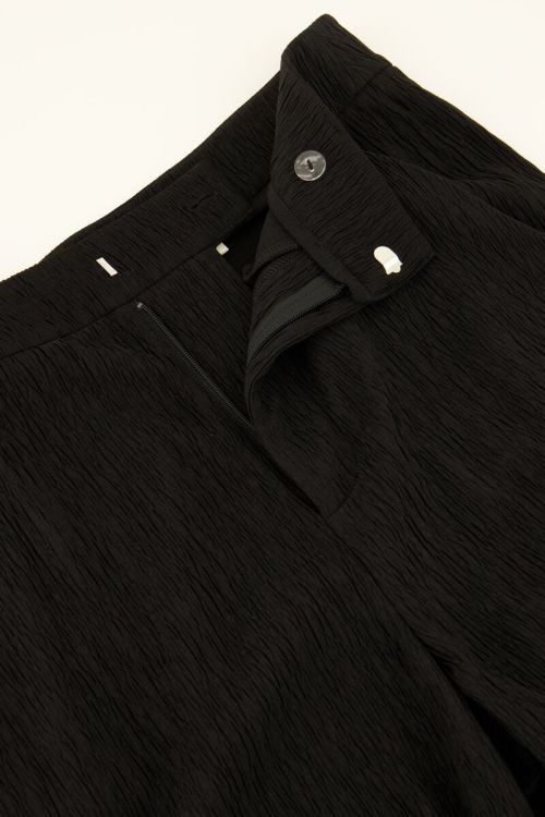 Zwarte pantalon met structuur