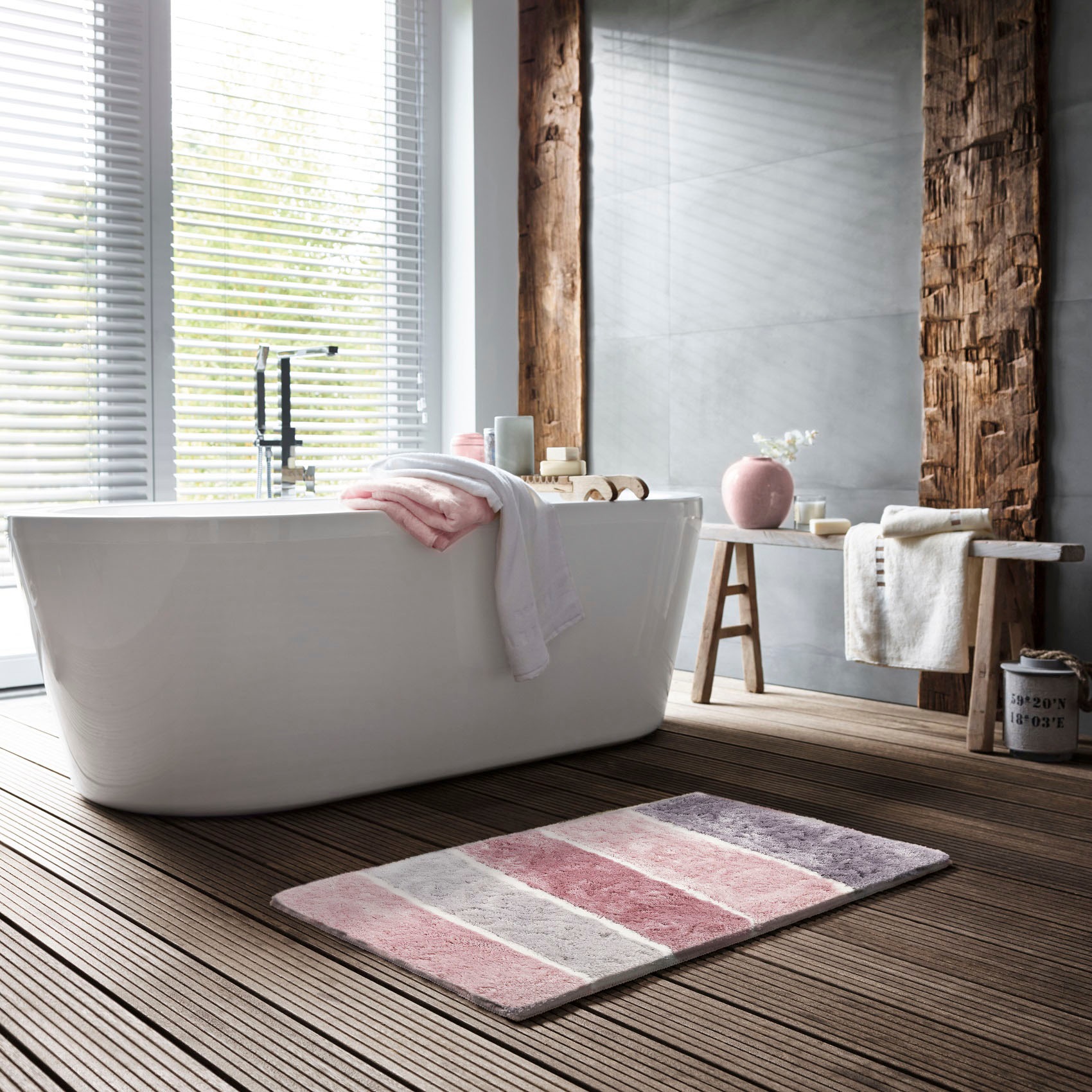 Homie Living Badematte »Rio Marina« Höhe 30 mm rutschhemmend beschichtet fussbodenheizungsgeeignet | schnell trocknend flauschiger Badteppich, modern gestreift, waschbar, Badezimmerteppich