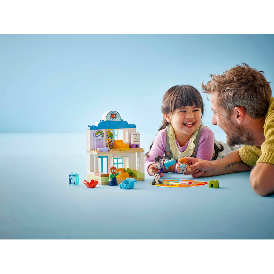 LEGO DUPLO voor het eerst naar de dokter 10449