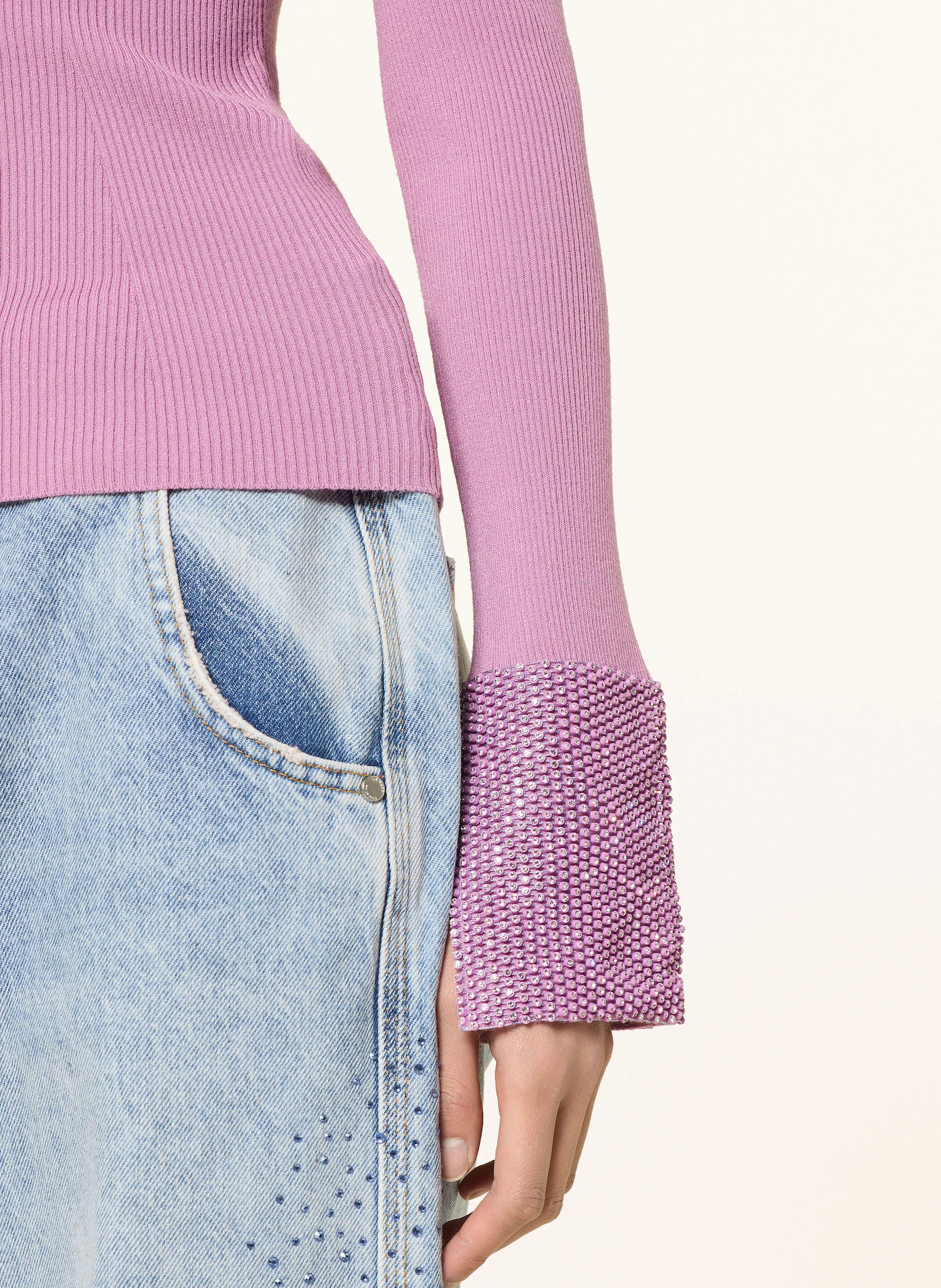 ESSENTIEL ANTWERP Pullover HEBORN mit Schmucksteinen