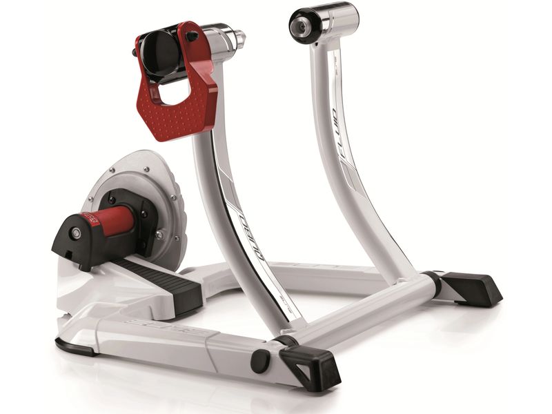 Elite Rollentrainer Qubo Fluid Öl 540 W Für Indoor-Training