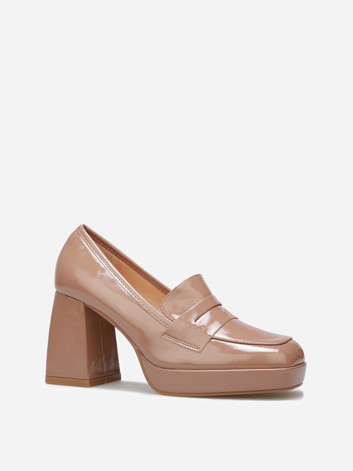 Mocassins vernis à talon- Taupe